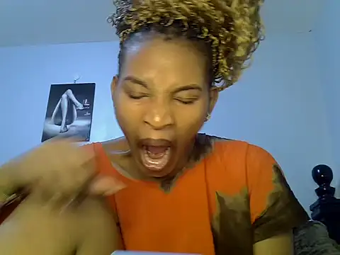 cute-alexis online show from July 14, 2026, 5:34 am