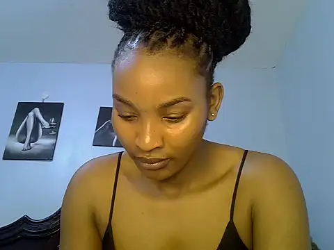 cute-alexis online show from July 27, 2026, 9:38 am