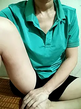 Snapshot of YunLem chatting on September 17, 2025, 4:25 am YunLem online show from September 17, 2025, 4:25 am