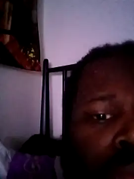 Snapshot of goodboybaddaddy chatting on December 20, 2024, 10:16 am goodboybaddaddy online show from December 20, 2024, 10:16 am