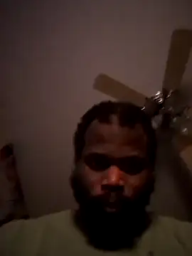Snapshot of goodboybaddaddy chatting on December 24, 2024, 3:05 am goodboybaddaddy online show from December 24, 2024, 3:05 am