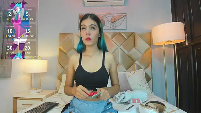 ELEKTRA BLUE  online show from December 19, 2024, 7:29 pm