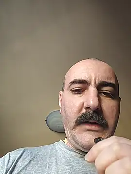 Maryo0001 online show from February 8, 2026, 11:57 am