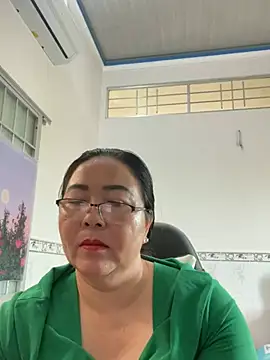 Snapshot of NDith chatting on March 1, 2025, 7:08 am NDith online show from March 1, 2025, 7:08 am