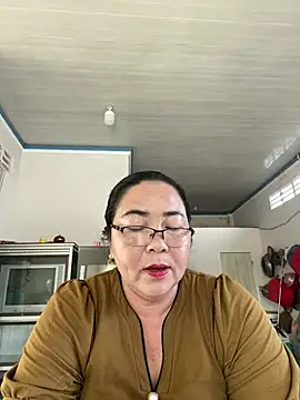Snapshot of NDith chatting on March 5, 2025, 8:54 am NDith online show from March 5, 2025, 8:54 am