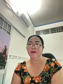 Snapshot of NDith chatting on March 7, 2025, 11:49 pm NDith online show from March 7, 2025, 11:49 pm
