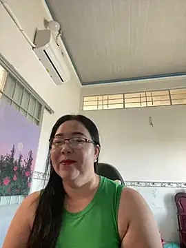 Snapshot of NDith chatting on March 8, 2025, 6:21 am NDith online show from March 8, 2025, 6:21 am
