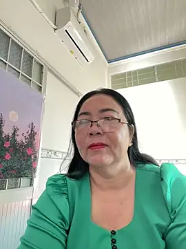 Snapshot of NDith chatting on March 12, 2025, 12:31 am NDith online show from March 12, 2025, 12:31 am