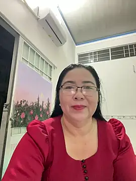 Snapshot of NDith chatting on March 13, 2025, 10:32 pm NDith online show from March 13, 2025, 10:32 pm