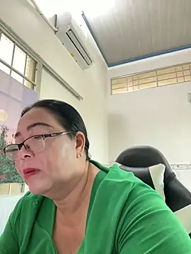Snapshot of NDith chatting on March 15, 2025, 7:20 am NDith online show from March 15, 2025, 7:20 am