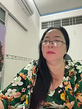 Snapshot of NDith chatting on March 15, 2025, 9:16 pm NDith online show from March 15, 2025, 9:16 pm