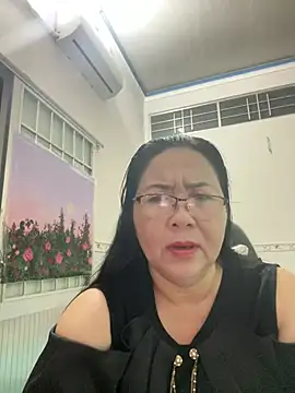 Snapshot of NDith chatting on March 16, 2025, 9:37 pm NDith online show from March 16, 2025, 9:37 pm
