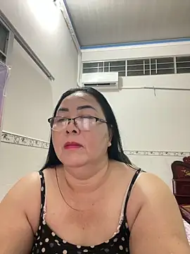 Snapshot of NDith chatting on September 23, 2025, 1:58 pm NDith online show from September 23, 2025, 1:58 pm