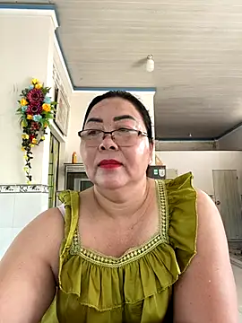 Snapshot of NDith chatting on October 18, 2025, 1:30 am NDith online show from October 18, 2025, 1:30 am