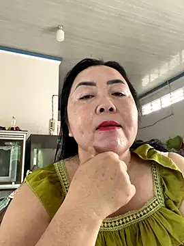 NDith online show from November 12, 2025, 2:23 am