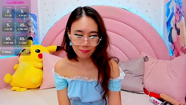 Nao  Chan  online show from December 10, 2024, 7:47 am