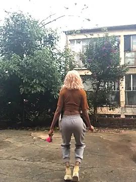 Snapshot of Kylie_Hairy_Bbc chatting on March 22, 2026, 4:21 pm Kylie Hairy Bbc online show from March 22, 2026, 4:21 pm