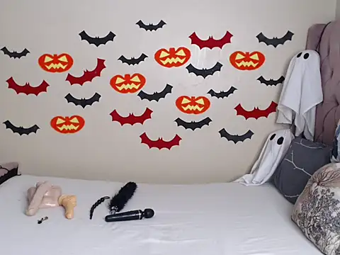 Snapshot of Pendo_ chatting on October 28, 2025, 2:31 pm Pendo  online show from October 28, 2025, 2:31 pm