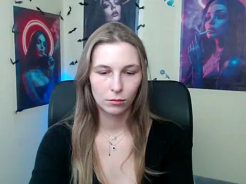 StrangerGi online show from April 28, 2026, 11:59 am