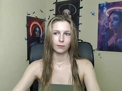 Snapshot of StrangerGi chatting on June 11, 2026, 7:56 pm StrangerGi online show from June 11, 2026, 7:56 pm