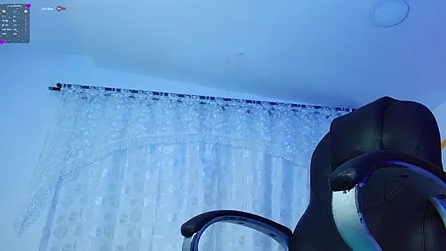 Matthew Boy  online show from December 21, 2024, 8:18 am