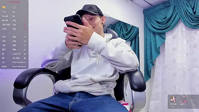 Matthew Boy  online show from January 17, 2025, 5:00 am