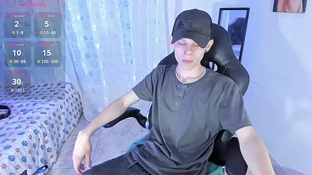 Matthew Boy  online show from March 3, 2025, 3:52 am