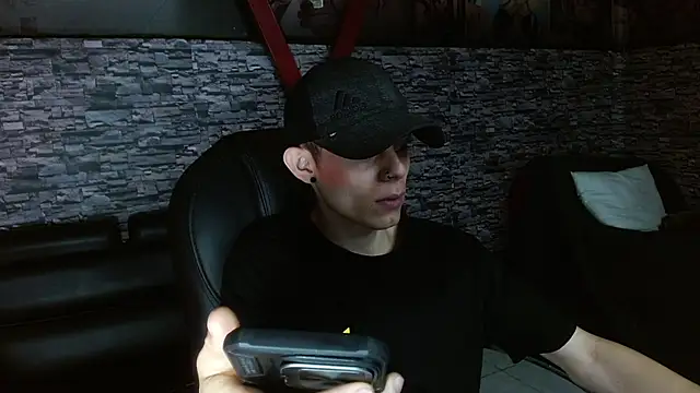 Matthew Boy  online show from March 6, 2025, 7:54 pm