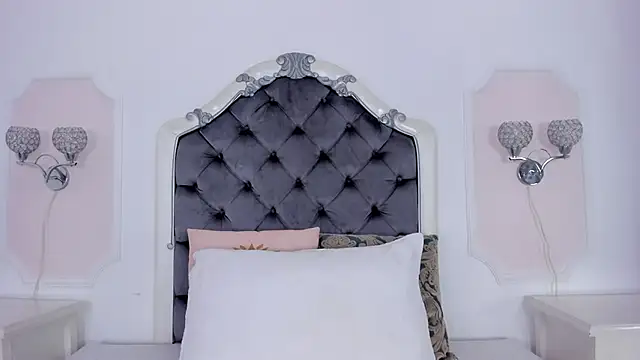 Snapshot of anais_cooper chatting on September 23, 2025, 3:20 am anais cooper online show from September 23, 2025, 3:20 am