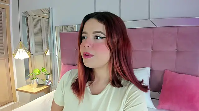 Snapshot of AkiraKings chatting on February 26, 2025, 3:32 am AkiraKings online show from February 26, 2025, 3:32 am