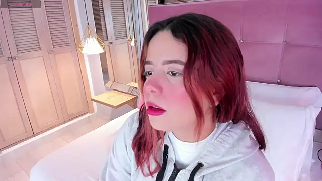 Snapshot of AkiraKings chatting on March 12, 2025, 3:24 am AkiraKings online show from March 12, 2025, 3:24 am