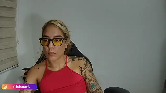 Isis69  online show from November 12, 2025, 12:00 am