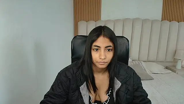 shaneelle online show from May 1, 2026, 12:10 pm