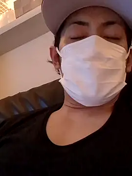 Snapshot of RYOTA8888888888 chatting on February 23, 2025, 6:28 am RYOTA8888888888 online show from February 23, 2025, 6:28 am