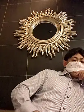 Snapshot of RYOTA8888888888 chatting on March 18, 2025, 8:25 am RYOTA8888888888 online show from March 18, 2025, 8:25 am