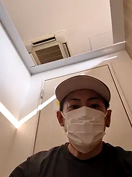 Snapshot of RYOTA8888888888 chatting on March 20, 2025, 7:03 am RYOTA8888888888 online show from March 20, 2025, 7:03 am