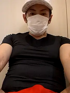 Snapshot of RYOTA8888888888 chatting on September 24, 2025, 4:32 pm RYOTA8888888888 online show from September 24, 2025, 4:32 pm