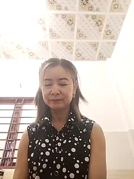 Sexy-ladyboobs20 online show from October 2, 2025, 1:01 am