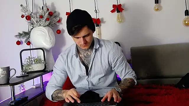 CarterCole online show from January 2, 2025, 6:29 am