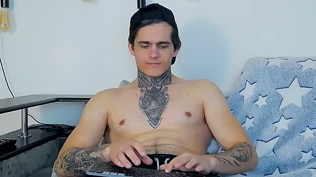 CarterCole online show from January 18, 2026, 2:43 pm