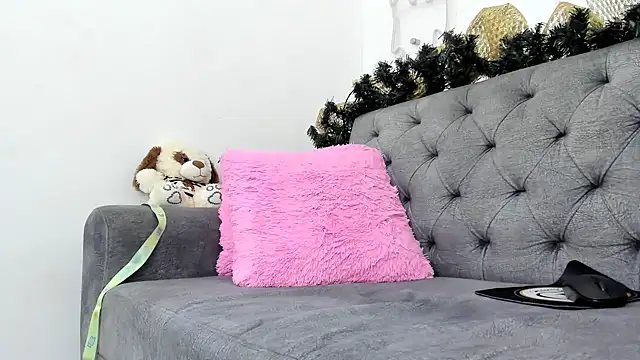 amber martinez online show from December 31, 2024, 2:25 pm