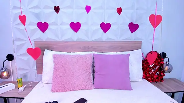 Stacey white  online show from February 14, 2026, 8:16 pm