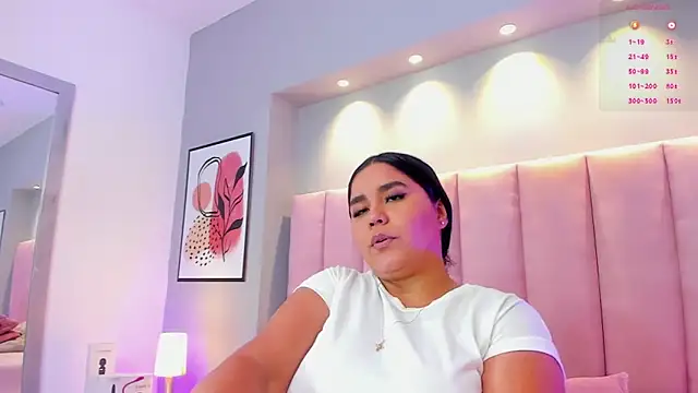 Snapshot of KeilyRoss chatting on October 4, 2025, 9:35 pm KeilyRoss online show from October 4, 2025, 9:35 pm