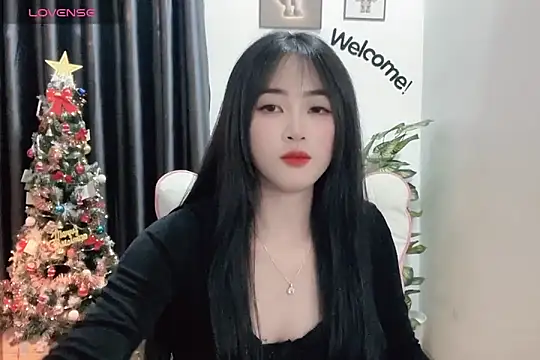 Snapshot of _Aimy_ chatting on December 24, 2024, 6:50 pm Aimy online show from December 24, 2024, 6:50 pm