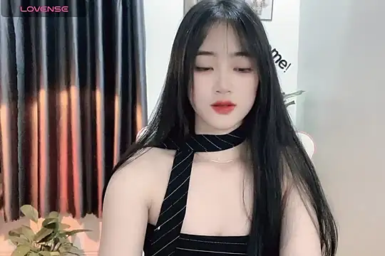 Snapshot of _Aimy_ chatting on December 30, 2024, 4:53 am Aimy online show from December 30, 2024, 4:53 am