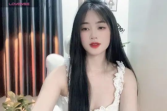 Snapshot of _Aimy_ chatting on January 2, 2025, 4:35 pm Aimy online show from January 2, 2025, 4:35 pm