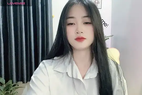 Snapshot of _Aimy_ chatting on January 3, 2025, 4:27 pm Aimy online show from January 3, 2025, 4:27 pm