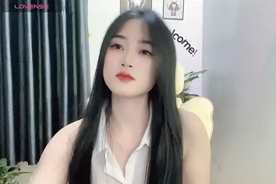 Snapshot of _Aimy_ chatting on January 4, 2025, 4:00 pm Aimy online show from January 4, 2025, 4:00 pm
