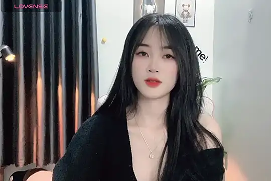 Snapshot of _Aimy_ chatting on January 8, 2025, 6:41 am Aimy online show from January 8, 2025, 6:41 am