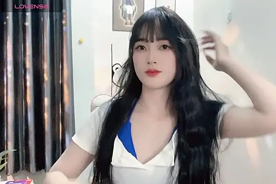Snapshot of _Aimy_ chatting on January 14, 2025, 3:57 pm Aimy online show from January 14, 2025, 3:57 pm